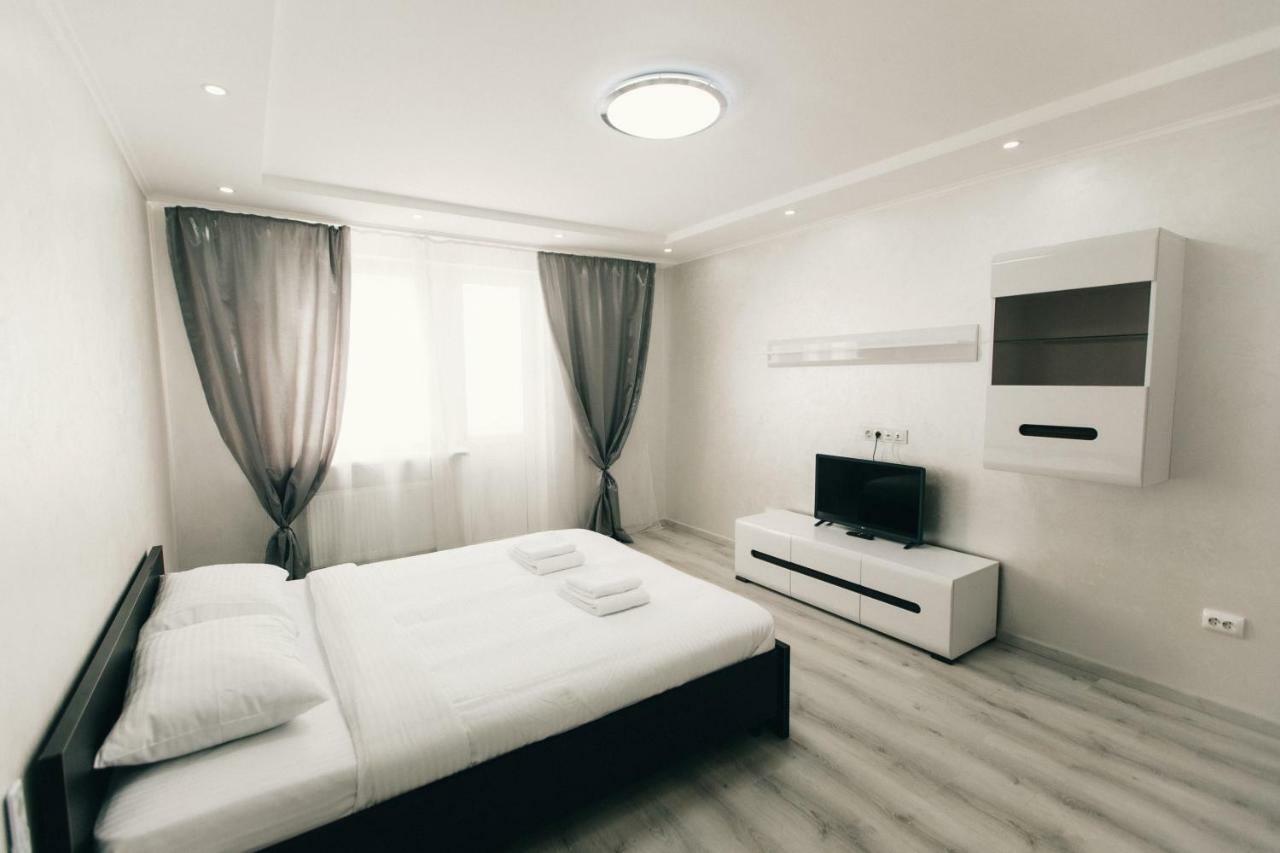 Oazis Apartments Czerniowce Zewnętrze zdjęcie