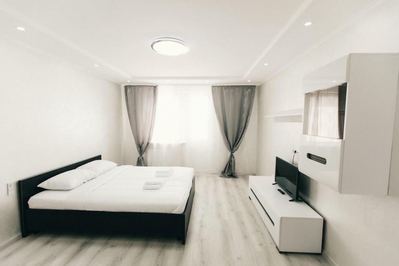 Oazis Apartments Czerniowce Zewnętrze zdjęcie