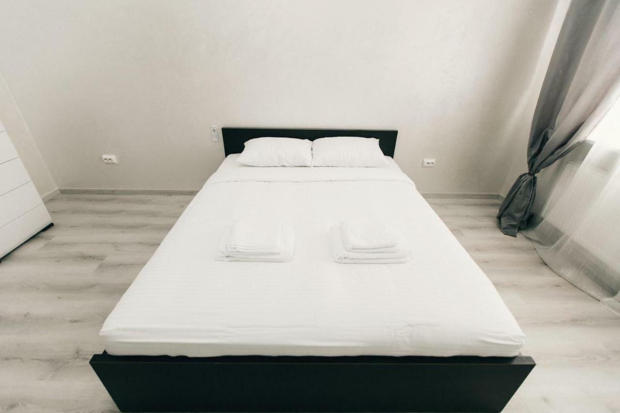 Oazis Apartments Czerniowce Zewnętrze zdjęcie